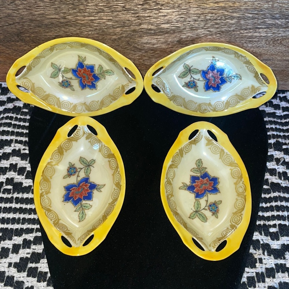 💛 Antique Royal Silesia Salt cellar/dish set of 4